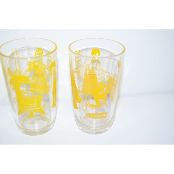 Vtg Swanky Swig Glasses Yellow Bustling Betty Kraft Cheese Spread Hazel Atlas - Picture 2 of 7